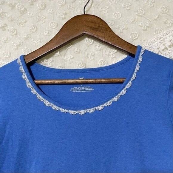 Talbots Shirt Women's Small Short Sleeve Cotton Lace Edging Blue - Picture 3 of 9